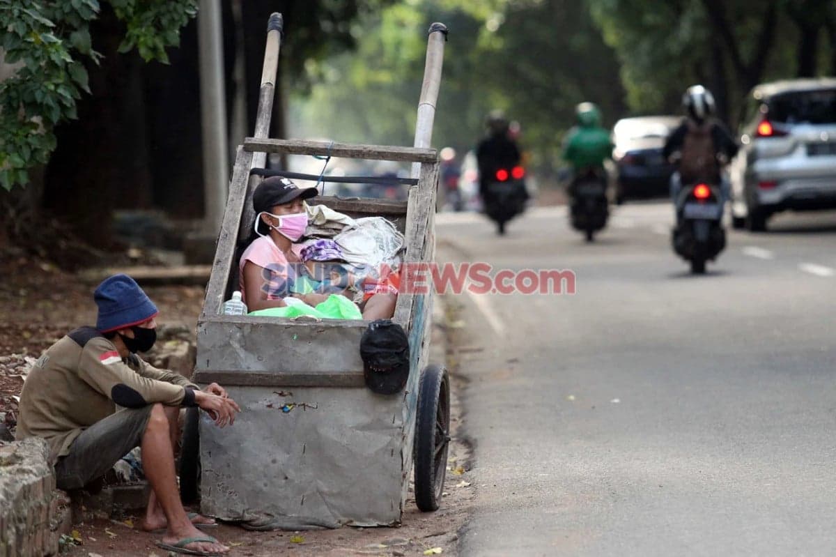Pemprov DKI Jakarta Tertibkan Manusia Gerobak yang Sering Muncul Saat Ramadan Pemprov DKI Jakarta Tertibkan Manusia Gerobak yang Sering Muncul Saat Ramadan