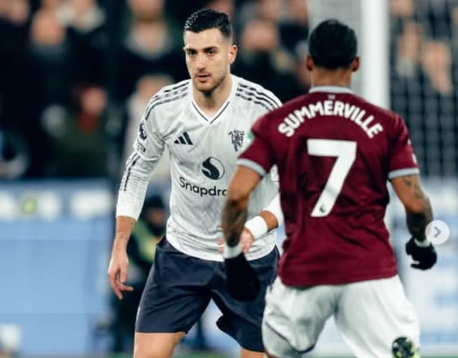 Hasil Liga Inggris: Chelsea dan Manchester United Gagal Menang, Klasemen Memanas Hasil Liga Inggris: Chelsea dan Manchester United Gagal Menang, Klasemen Memanas