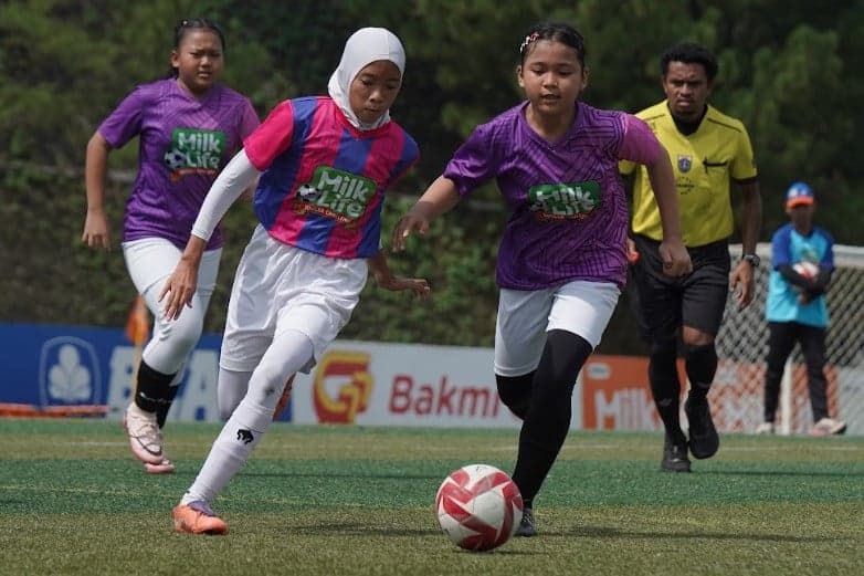 Pemprov DKI Tegaskan Komitmen Perkuat Pembinaan Sepak Bola Putri Lewat MilkLife Soccer Challenge Pemprov DKI Tegaskan Komitmen Perkuat Pembinaan Sepak Bola Putri Lewat MilkLife Soccer Challenge