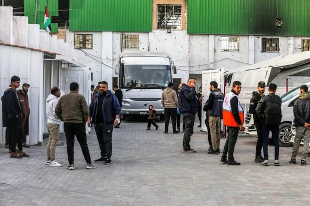 Israel Izinkan Geng Abu Shabab Ikut Awasi Penyeberangan Rafah dan Geledah Warga Palestina Israel Izinkan Geng Abu Shabab Ikut Awasi Penyeberangan Rafah dan Geledah Warga Palestina