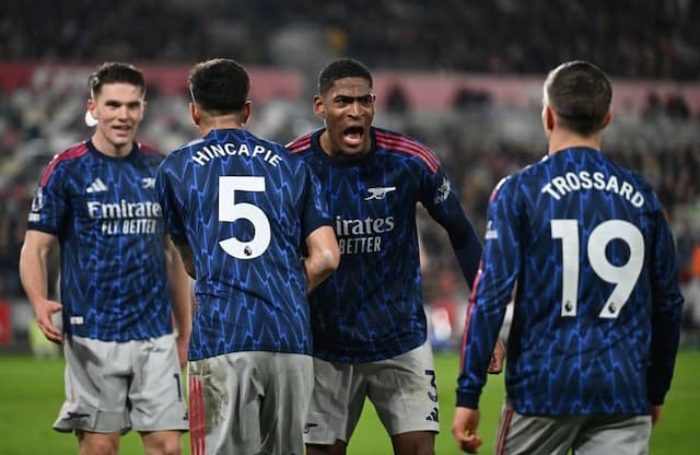 Hasil Liga Inggris: Arsenal Gagal Menang di Markas Brentford, Puncak Klasemen Memanas Hasil Liga Inggris: Arsenal Gagal Menang di Markas Brentford, Puncak Klasemen Memanas