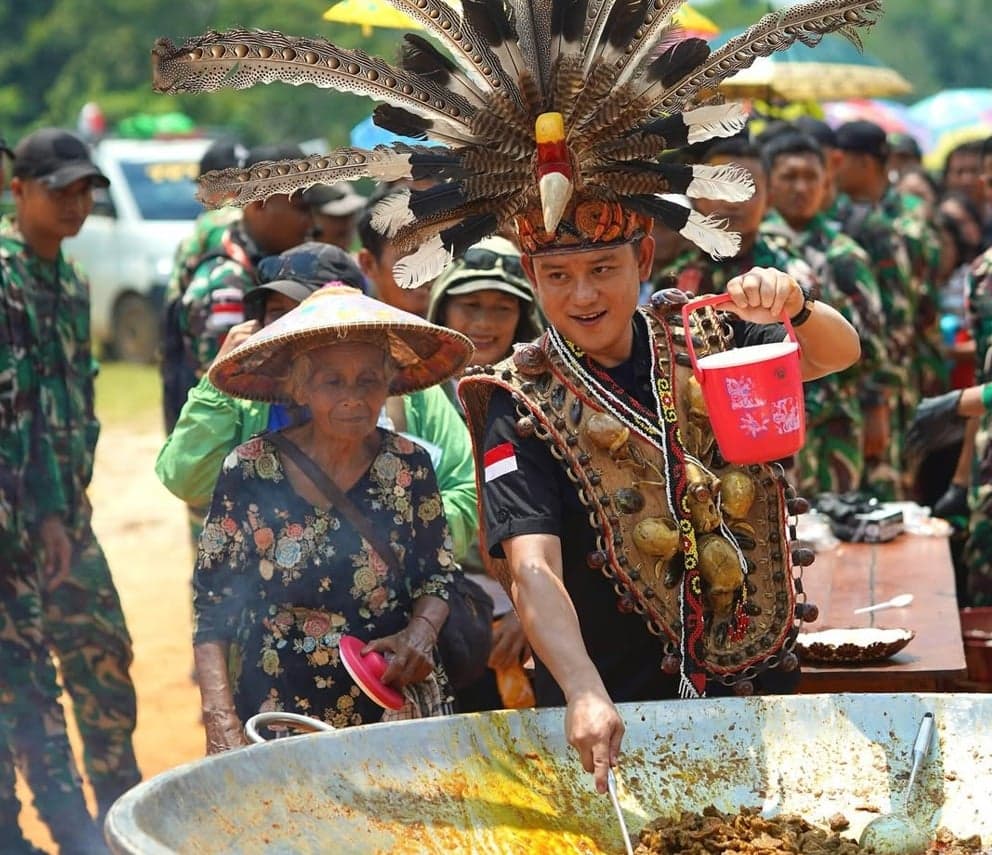 Terkuak! Ini Alasan Bobon Santoso Pensiun dan Jual Akun YouTube Rp20 Miliar Terkuak! Ini Alasan Bobon Santoso Pensiun dan Jual Akun YouTube Rp20 Miliar