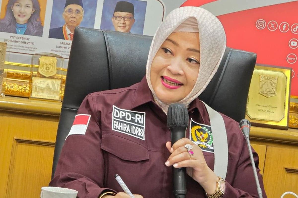 Fahira Idris Imbau Warga Manfaatkan Program Mudik Gratis Pemprov Jakarta Fahira Idris Imbau Warga Manfaatkan Program Mudik Gratis Pemprov Jakarta