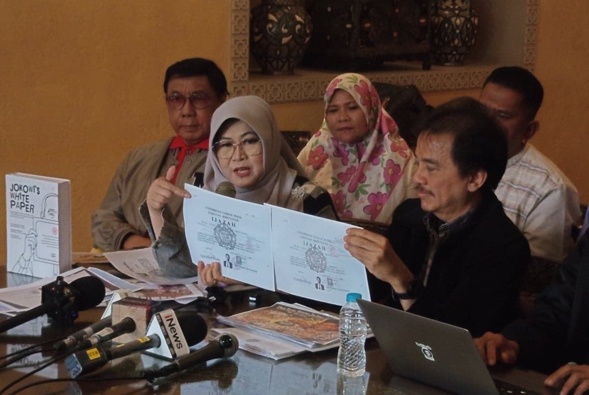 Dokter Tifa Ngaku Ilmu yang Digunakannya untuk Meneliti Ijazah Jokowi Diajarkan di CIA hingga FBI Dokter Tifa Ngaku Ilmu yang Digunakannya untuk Meneliti Ijazah Jokowi Diajarkan di CIA hingga FBI