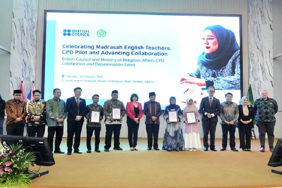 Dorong Guru Madrasah Kuasai Bahasa Inggris, Menag: Hubungkan Siswa ke Literatur Global Dorong Guru Madrasah Kuasai Bahasa Inggris, Menag: Hubungkan Siswa ke Literatur Global