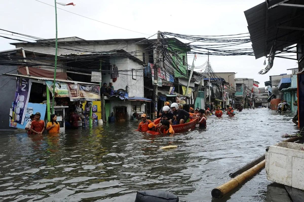 Waspada Banjir Rob di Pesisir Indonesia hingga 13 Maret 2026 Waspada Banjir Rob di Pesisir Indonesia hingga 13 Maret 2026