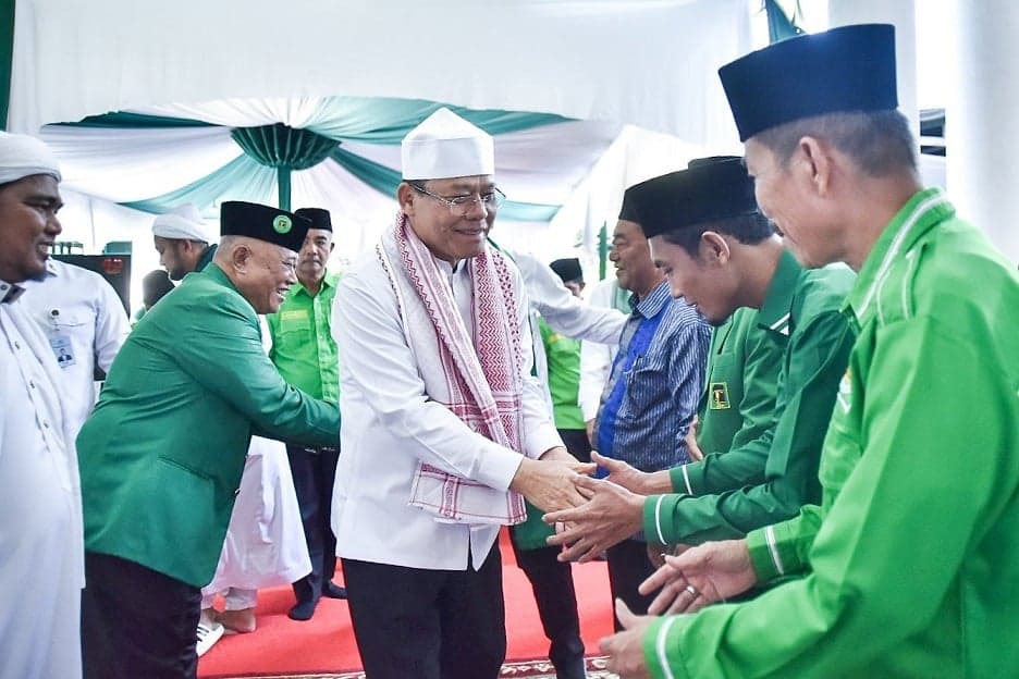 Mardiono Safari Ramadan ke Ponpes Babussalam, Perkuat Silaturahmi Ulama dan Umaro Mardiono Safari Ramadan ke Ponpes Babussalam, Perkuat Silaturahmi Ulama dan Umaro