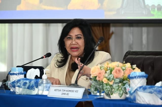 Perang Israel-Iran, Anggota DPR Evita: Keselamatan Penerbangan Harus Jadi Prioritas Perang Israel-Iran, Anggota DPR Evita: Keselamatan Penerbangan Harus Jadi Prioritas