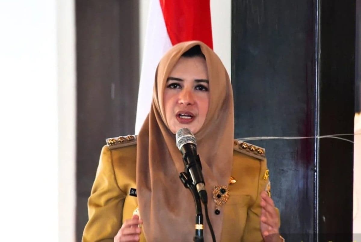 Profil Fadia Arafiq, Bupati Pekalongan yang Terjaring OTT KPK Profil Fadia Arafiq, Bupati Pekalongan yang Terjaring OTT KPK