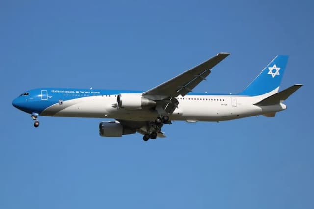 Pesawat Wing of Zion Israel Diungsikan ke Jerman, Netanyahu Kabur dari Serangan Iran? Pesawat Wing of Zion Israel Diungsikan ke Jerman, Netanyahu Kabur dari Serangan Iran?