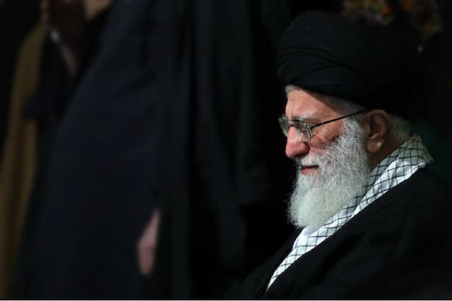 Cara Israel Bunuh Khamenei: Retas Kamera Lalu Lintas Teheran dan Ponsel untuk Melacak, lalu Dibom Cara Israel Bunuh Khamenei: Retas Kamera Lalu Lintas Teheran dan Ponsel untuk Melacak, lalu Dibom