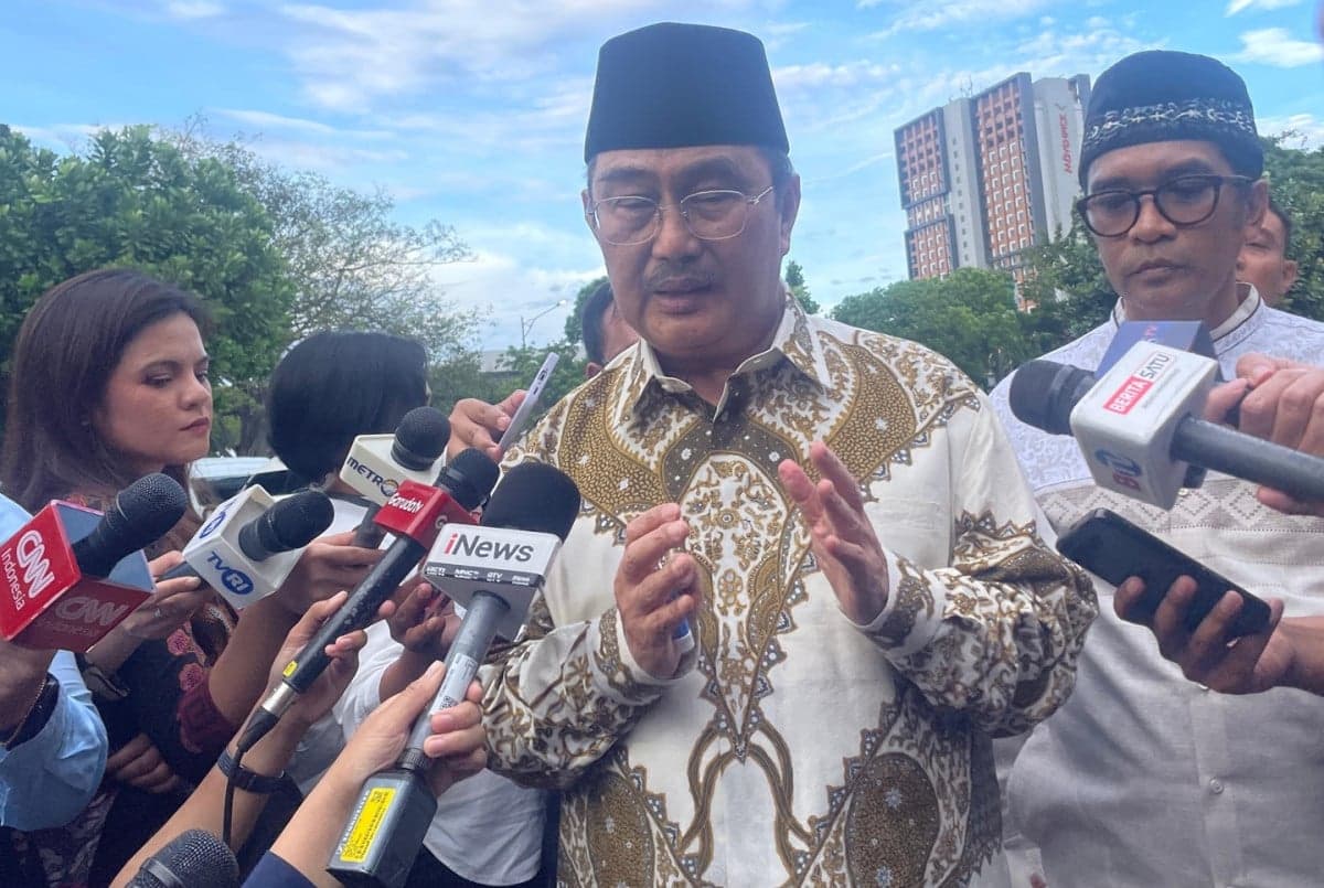 Ikut Bukber di Istana, Jimly Asshiddiqie Bakal Bisik-bisik ke Prabowo soal Hasil Reformasi Polri Ikut Bukber di Istana, Jimly Asshiddiqie Bakal Bisik-bisik ke Prabowo soal Hasil Reformasi Polri