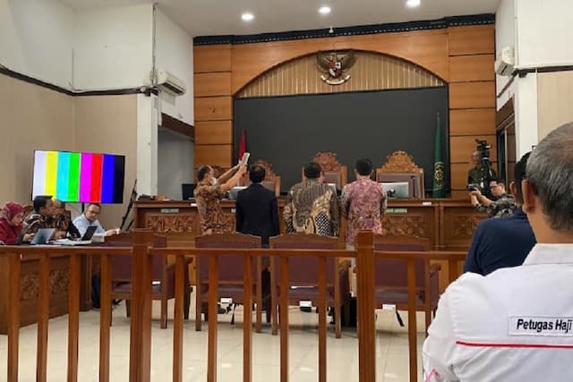 Sidang Praperadilan Gus Yaqut, Ahli Hukum Sebut Pimpinan KPK Tak Punya Kewenangan Tentukan Tersangka Sidang Praperadilan Gus Yaqut, Ahli Hukum Sebut Pimpinan KPK Tak Punya Kewenangan Tentukan Tersangka