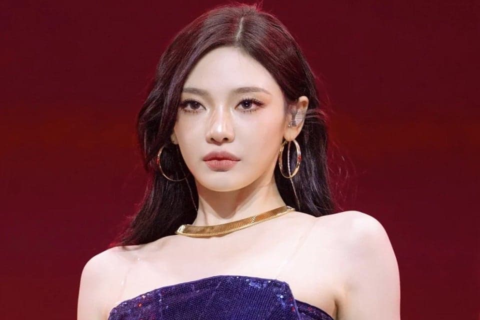 Disebut Jelek Saat Live, Respons Tenang Ningning aespa Tuai Pujian Disebut Jelek Saat Live, Respons Tenang Ningning aespa Tuai Pujian