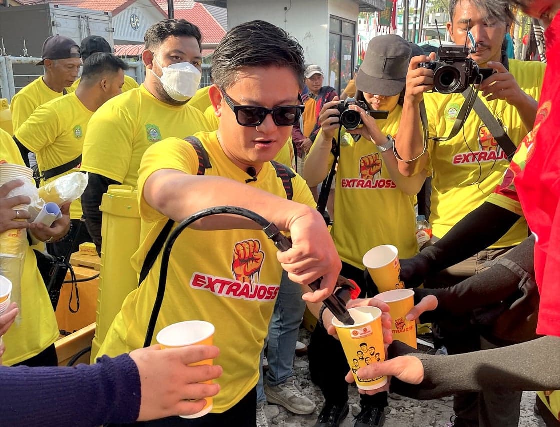 Bobon Santoso Meriahkan Festival Cap Go Meh Singkawang 2026, Harmoni Budaya di Tengah Ramadan Bobon Santoso Meriahkan Festival Cap Go Meh Singkawang 2026, Harmoni Budaya di Tengah Ramadan