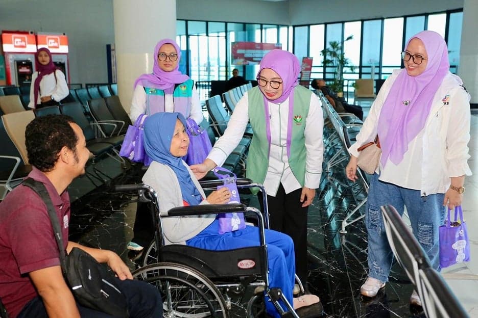 Kunjungi Pelabuhan Merak, Perempuan Bangsa: Keselamatan Anak Harus Jadi Prioritas selama Mudik Kunjungi Pelabuhan Merak, Perempuan Bangsa: Keselamatan Anak Harus Jadi Prioritas selama Mudik