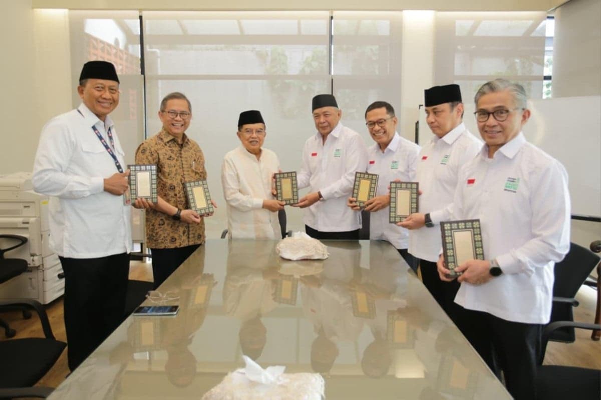 Dukung Penguatan Literasi Keimanan, YMSM Wakafkan Al-Quran melalui DMI Dukung Penguatan Literasi Keimanan, YMSM Wakafkan Al-Quran melalui DMI