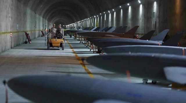 Iran Klaim Memiliki Banyak Kejutan untuk Hadapi Skenario AS, Apa Saja? Iran Klaim Memiliki Banyak Kejutan untuk Hadapi Skenario AS, Apa Saja?