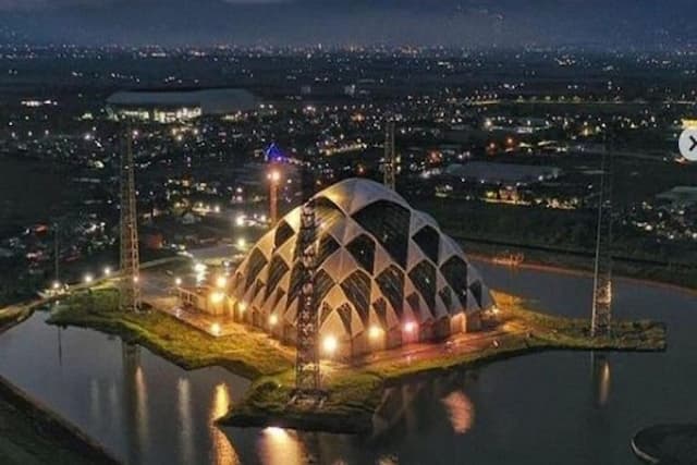 Jadwal Salat dan Imsakiyah Kota Bandung Hari Ini, 22 Ramadan 1447 H Jadwal Salat dan Imsakiyah Kota Bandung Hari Ini, 22 Ramadan 1447 H