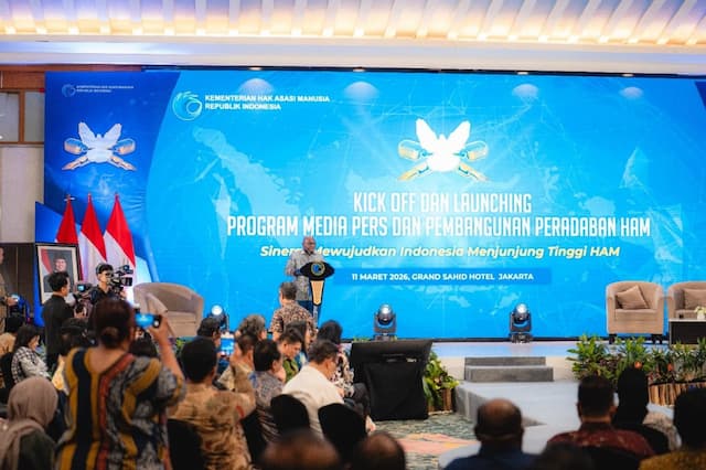 Natalius Pigai: Pers Pilar Penting Pembangunan Peradaban HAM Natalius Pigai: Pers Pilar Penting Pembangunan Peradaban HAM