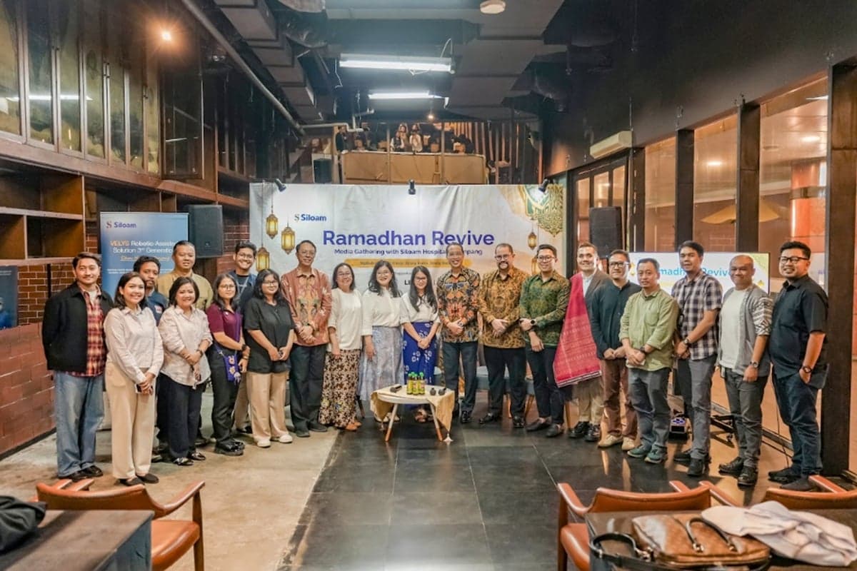 Mudik Lebaran Aman, Siloam Mampang Tekankan Pentingnya Gizi dan Kesehatan Tulang Mudik Lebaran Aman, Siloam Mampang Tekankan Pentingnya Gizi dan Kesehatan Tulang