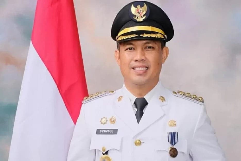 Bupati Cilacap Minta Sekda Kumpulkan Uang untuk THR, Terkumpul Rp610 Juta Bupati Cilacap Minta Sekda Kumpulkan Uang untuk THR, Terkumpul Rp610 Juta