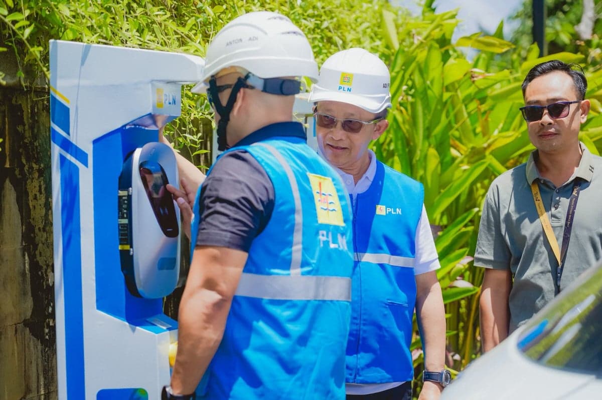 Sambut Libur Keagamaan, PLN Siapkan 142 SPKLU dan Pasokan Listrik Berlapis di Bali Sambut Libur Keagamaan, PLN Siapkan 142 SPKLU dan Pasokan Listrik Berlapis di Bali