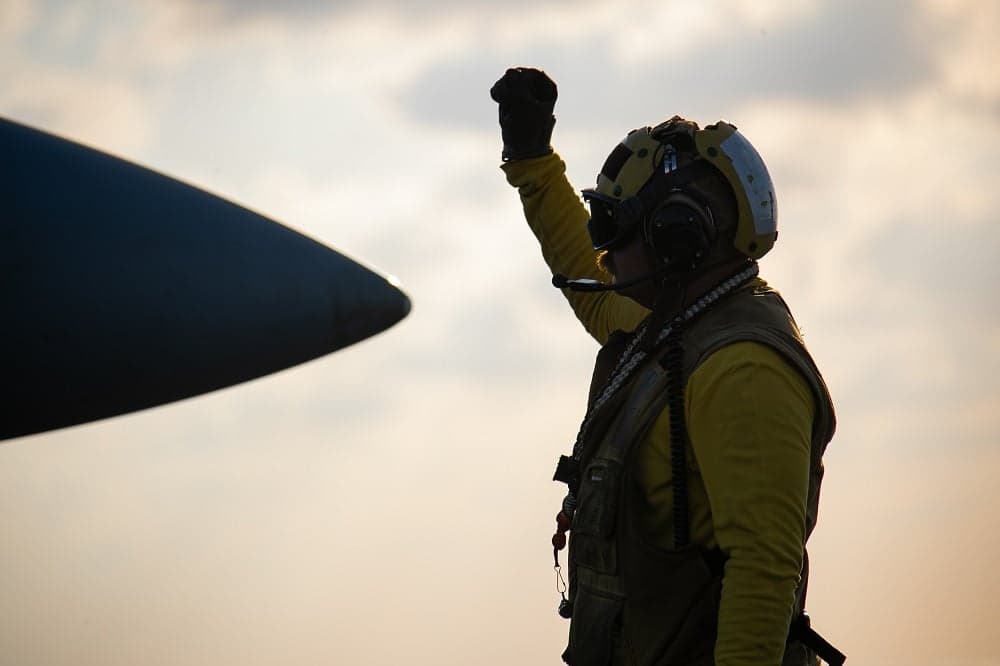 Trump Ungkap Serangan ke Pulau Kharg di Iran Hanya untuk Bersenang-senang Trump Ungkap Serangan ke Pulau Kharg di Iran Hanya untuk Bersenang-senang