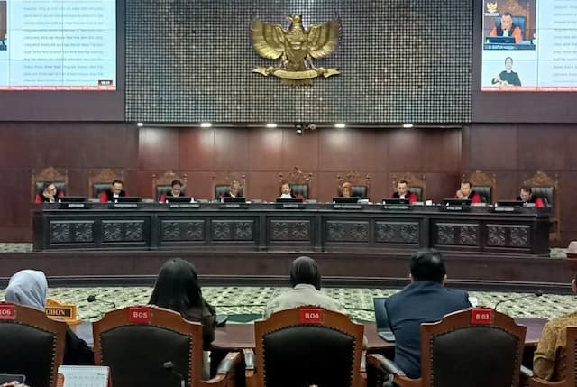UU soal Uang Pensiun Anggota DPR Dinyatakan Inkonstitusional Bersyarat, MK Perintahkan Bikin Undang-Undang Baru UU soal Uang Pensiun Anggota DPR Dinyatakan Inkonstitusional Bersyarat, MK Perintahkan Bikin Undang-Undang Baru