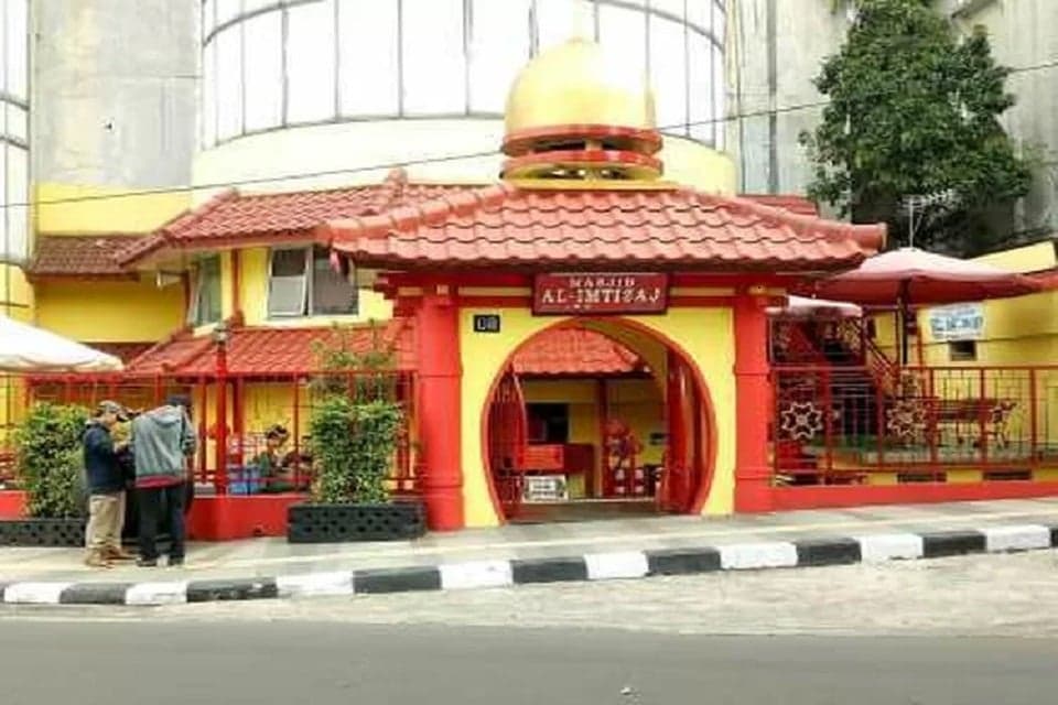 Jadwal Salat dan Imsakiyah Kota Bandung Hari Ini, 28 Ramadan 1447 H Jadwal Salat dan Imsakiyah Kota Bandung Hari Ini, 28 Ramadan 1447 H