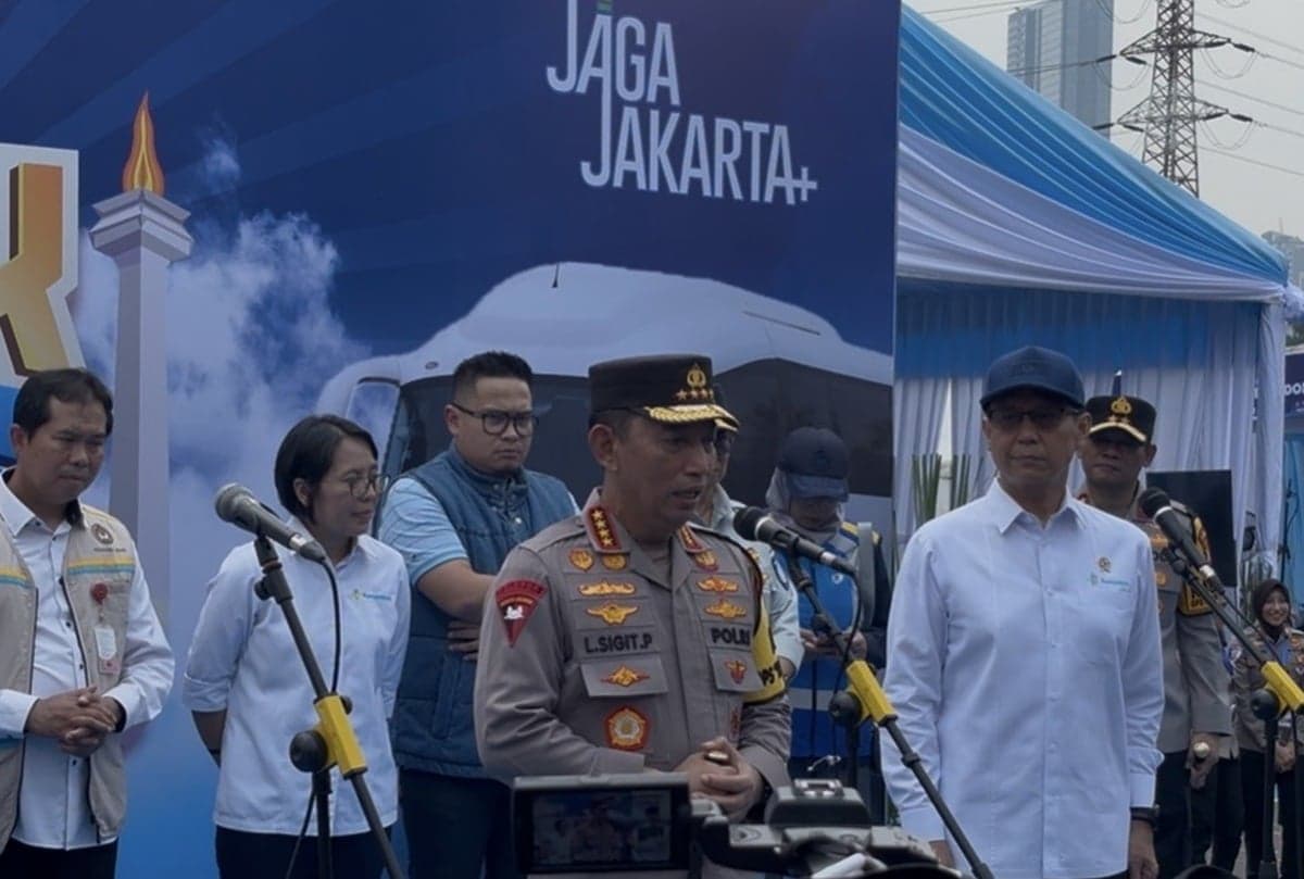 Kapolri soal Penyiraman Air Keras ke Aktivis KontraS: Doakan Segera Terungkap Kapolri soal Penyiraman Air Keras ke Aktivis KontraS: Doakan Segera Terungkap