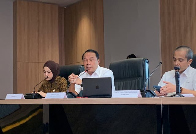 Volume Meningkat, Rata-rata 8.400 Kendaraan Keluar Jakarta Per Jam selama Mudik Volume Meningkat, Rata-rata 8.400 Kendaraan Keluar Jakarta Per Jam selama Mudik