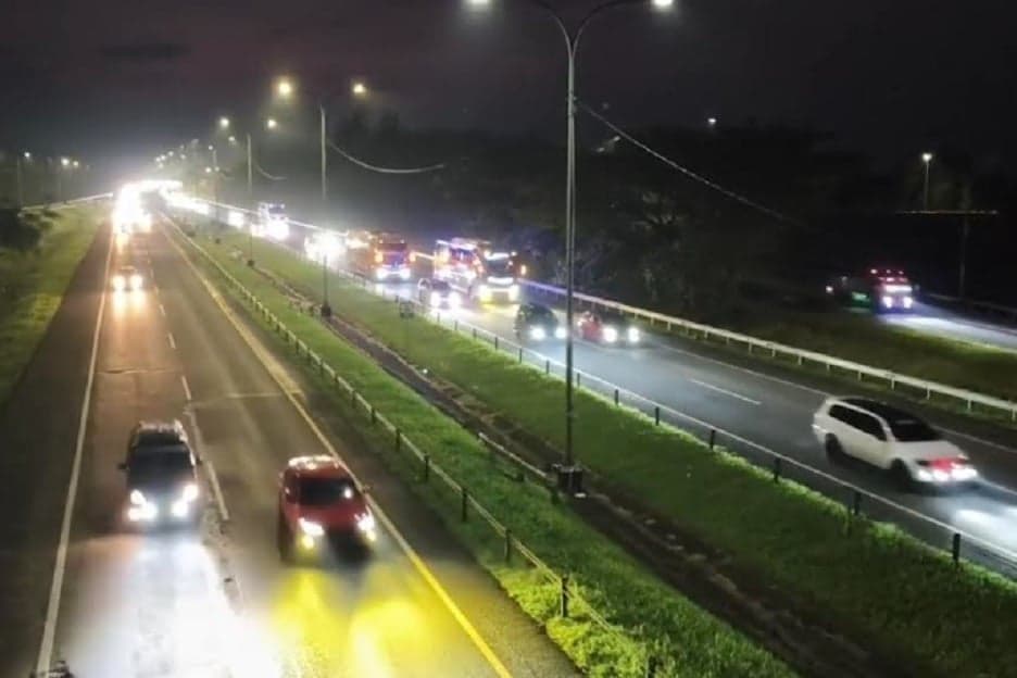 Puncak Mudik, 92 Ribu Kendaraan Melintas di Tol Cipali Puncak Mudik, 92 Ribu Kendaraan Melintas di Tol Cipali