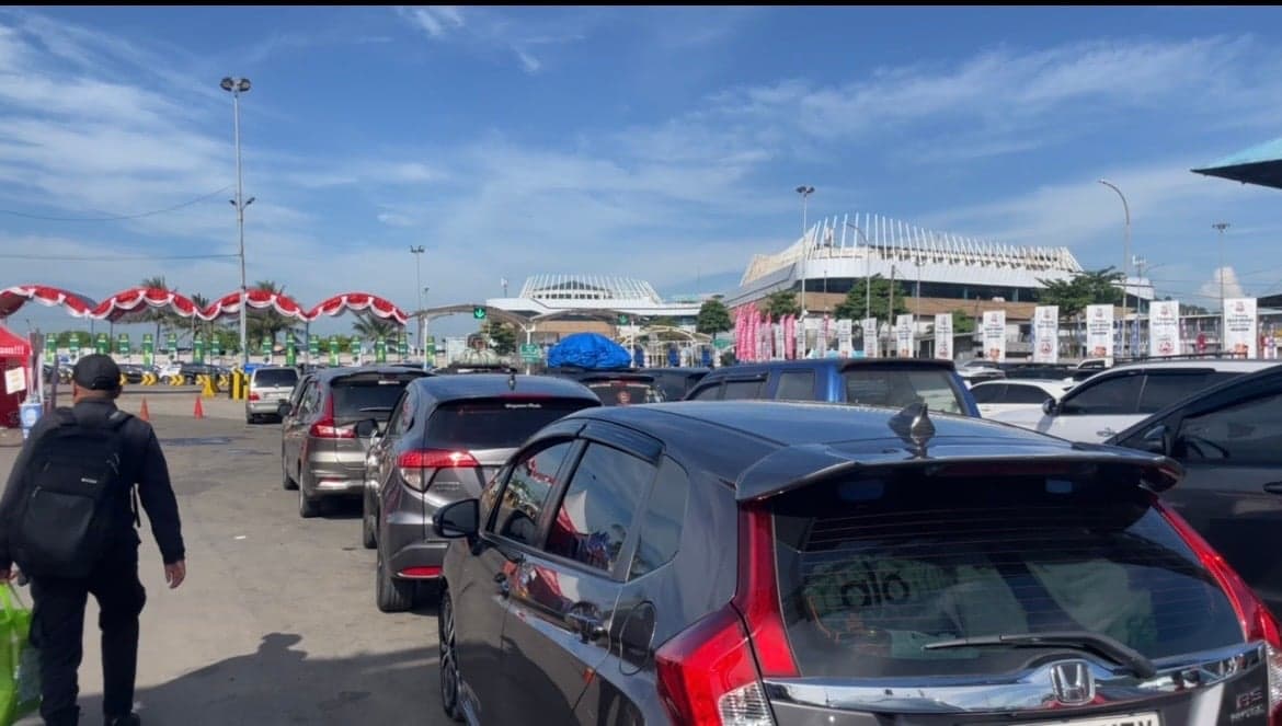 Puncak Arus Mudik 2026, Pelabuhan Merak Padat sejak Kamis Dini Hari Puncak Arus Mudik 2026, Pelabuhan Merak Padat sejak Kamis Dini Hari