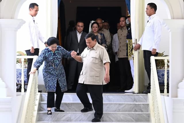 Pertemuan Prabowo-Megawati Menepis Anggapan PDIP Jadi Gangguan bagi Pemerintah Pertemuan Prabowo-Megawati Menepis Anggapan PDIP Jadi Gangguan bagi Pemerintah