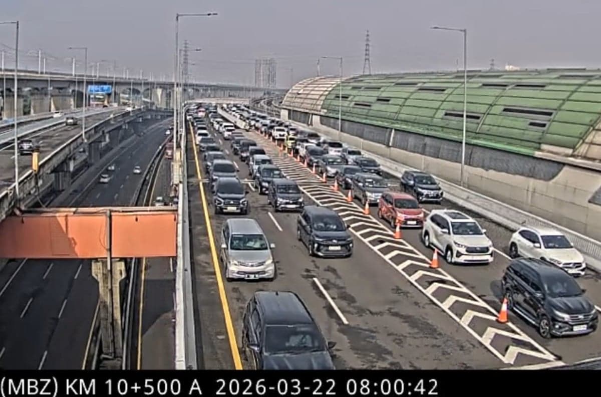 Pagi Ini Jalan Layang MBZ dan Tol Japek Arah Cikampek Macet Pagi Ini Jalan Layang MBZ dan Tol Japek Arah Cikampek Macet