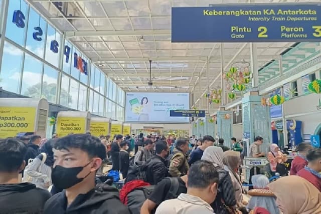 Arus Balik Lebaran 2026 Dimulai, Daop 1 Jakarta Prediksi 50.000 Penumpang Tiba Setiap Hari Arus Balik Lebaran 2026 Dimulai, Daop 1 Jakarta Prediksi 50.000 Penumpang Tiba Setiap Hari