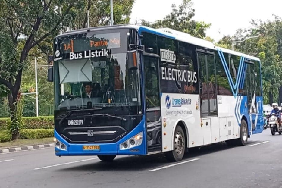 Tarif Transjakarta Hari Ini hanya Rp12, Begini Caranya! Tarif Transjakarta Hari Ini hanya Rp12, Begini Caranya!