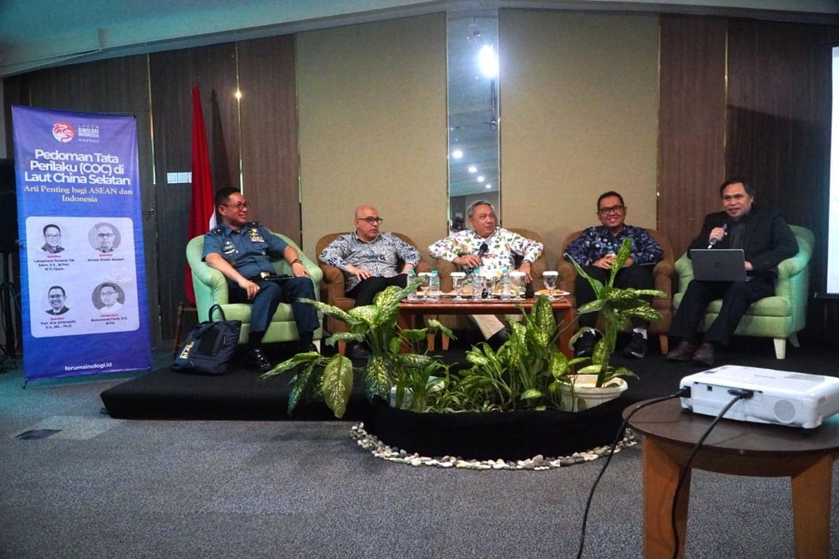 Bahas Kode Etik Perilaku di Laut China Selatan, Akademisi Tekankan Pentingnya Sentralitas ASEAN dan UNCLOS Bahas Kode Etik Perilaku di Laut China Selatan, Akademisi Tekankan Pentingnya Sentralitas ASEAN dan UNCLOS