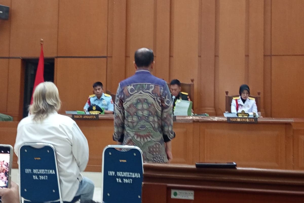 Mantan Kabaranahan Sangkal Rugikan Keuangan Negara Rp306 Miliar di Kasus Pengadaan Satelit Mantan Kabaranahan Sangkal Rugikan Keuangan Negara Rp306 Miliar di Kasus Pengadaan Satelit