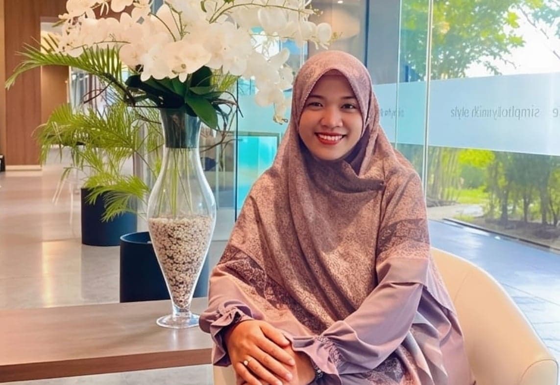 Algoritma, Air Mata, dan Dunia Islam: Siapa Mengendalikan Narasi di Era AI? Algoritma, Air Mata, dan Dunia Islam: Siapa Mengendalikan Narasi di Era AI?