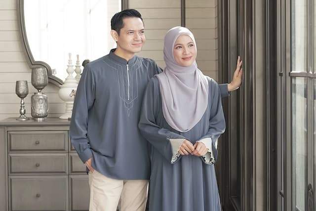 Terseret Kasus Penipuan Rp2,4 Triliun! Dude Herlino dan Alyssa Soebandono Penuhi Panggilan Bareskrim Terseret Kasus Penipuan Rp2,4 Triliun! Dude Herlino dan Alyssa Soebandono Penuhi Panggilan Bareskrim