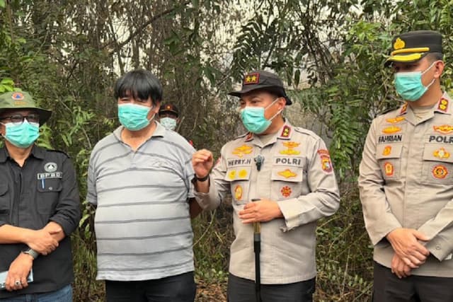 Hadapi Super El Nino, Kapolda Riau Instruksikan Pemadaman Karhutla secara Maksimal Hadapi Super El Nino, Kapolda Riau Instruksikan Pemadaman Karhutla secara Maksimal