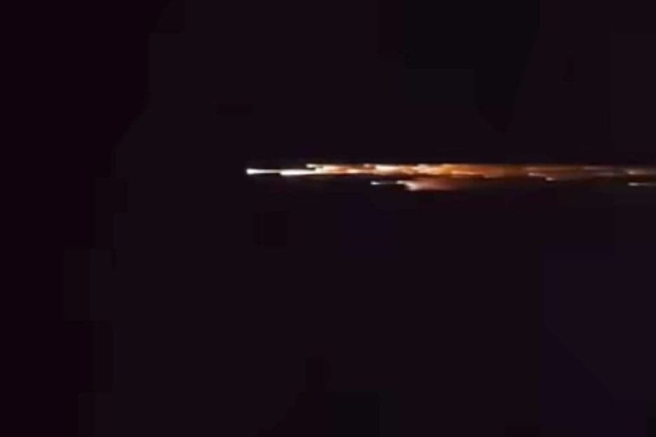 Viral Benda Misterius dengan Ekor Api Terbang di Langit Lampung dan Banten, Peneliti BRIN: Bekas Roket China Long March 3B Viral Benda Misterius dengan Ekor Api Terbang di Langit Lampung dan Banten, Peneliti BRIN: Bekas Roket China Long March 3B