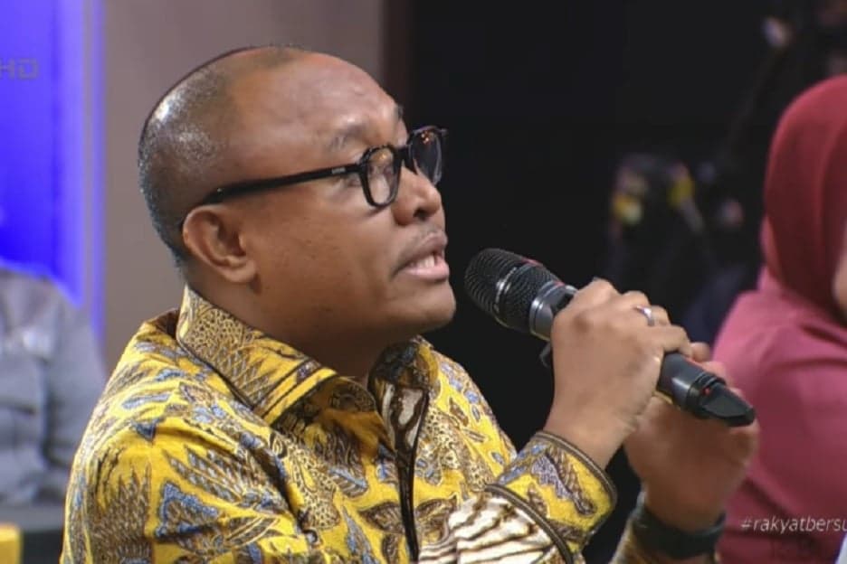 Polemik Ijazah Jokowi, Pengacara JK Ragukan Video Rismon Sianipar dari AI Polemik Ijazah Jokowi, Pengacara JK Ragukan Video Rismon Sianipar dari AI