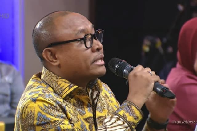 Polemik Ijazah Jokowi, Pengacara JK Ragukan Video Rismon Sianipar dari AI Polemik Ijazah Jokowi, Pengacara JK Ragukan Video Rismon Sianipar dari AI