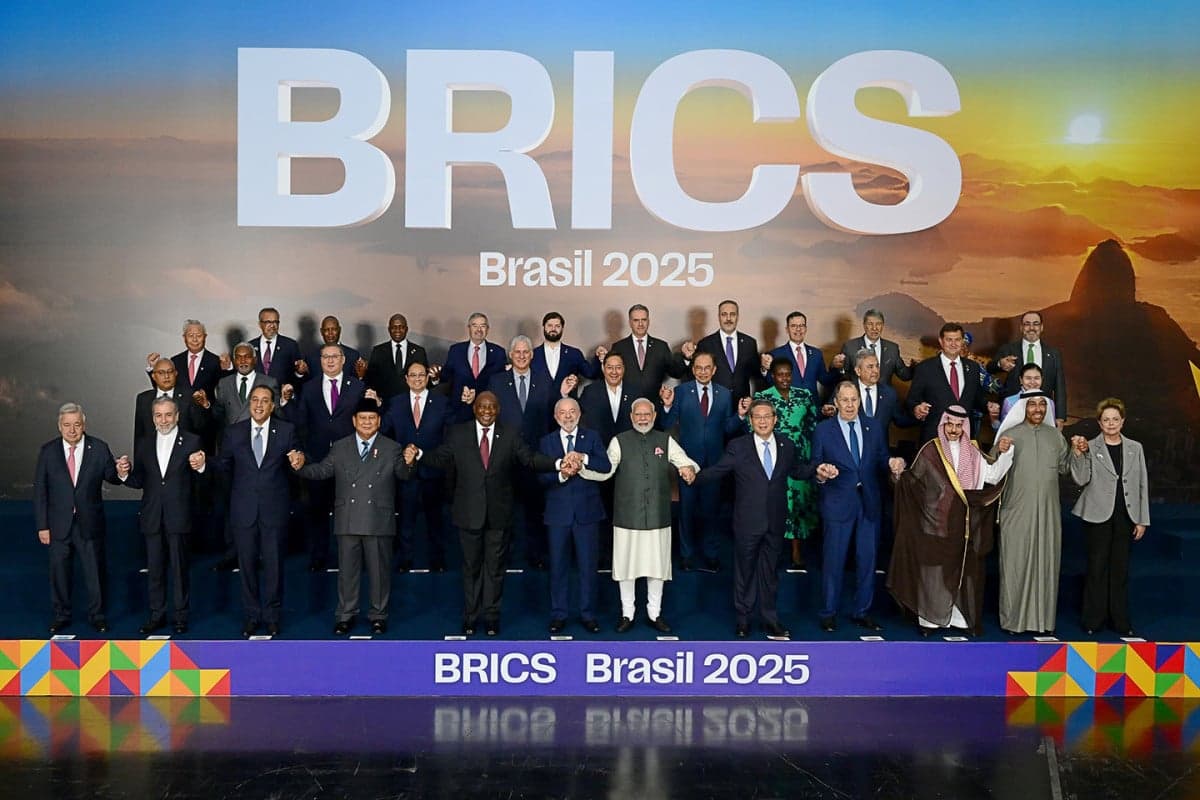 Profesor AS: Hanya Tiga Orang Dewasa Ini yang Bisa Hentikan Perang Iran, Bukan Donald Trump! Profesor AS: Hanya Tiga Orang Dewasa Ini yang Bisa Hentikan Perang Iran, Bukan Donald Trump!