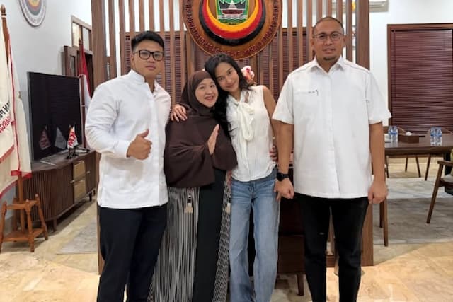 Bigmo Dijodohkan dengan Azizah Salsha, Jawabannya Bikin Netizen Kaget Bigmo Dijodohkan dengan Azizah Salsha, Jawabannya Bikin Netizen Kaget