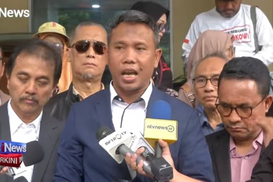 Kubu Roy Suryo Nilai SP3 Rismon Sianipar Tidak Sah Kubu Roy Suryo Nilai SP3 Rismon Sianipar Tidak Sah