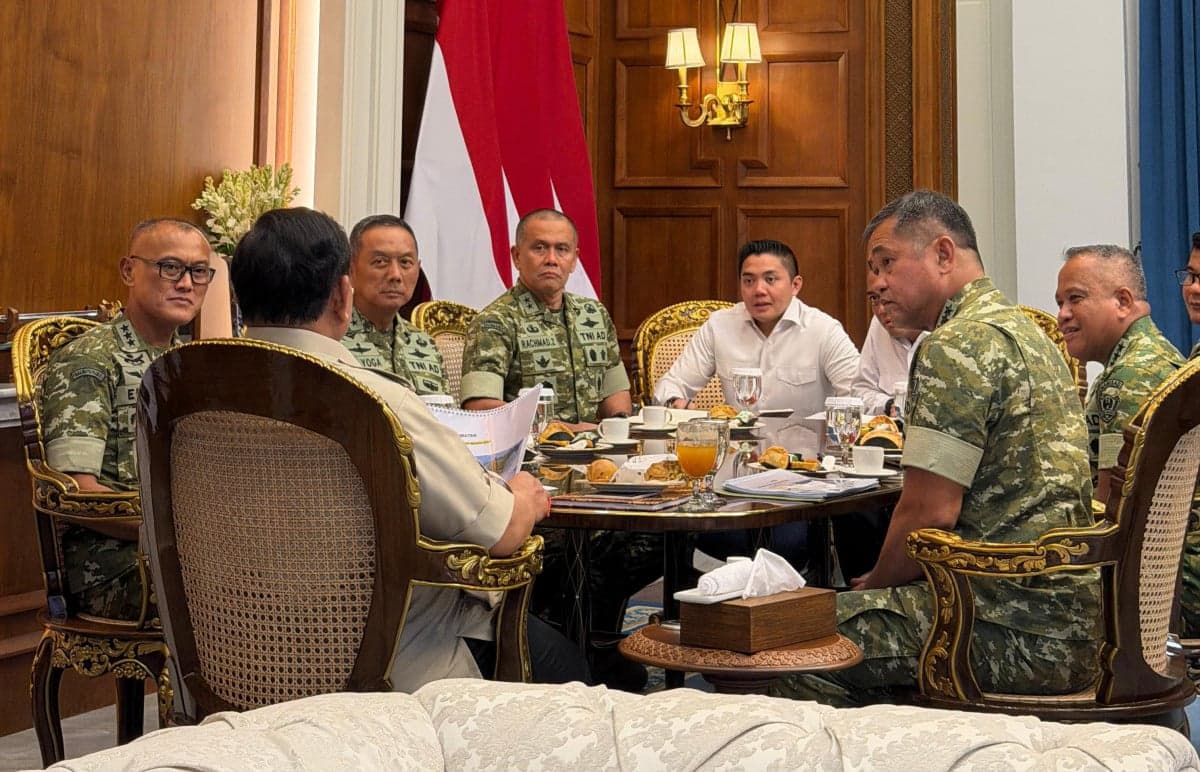Jenderal Maruli Laporkan Perkembangan Pelaksanaan Tugas Strategis ke Prabowo Jenderal Maruli Laporkan Perkembangan Pelaksanaan Tugas Strategis ke Prabowo